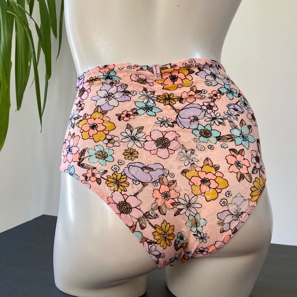 ♥️ VS-Blush Love High-Waist Cheeksters - Picture 2 of 5